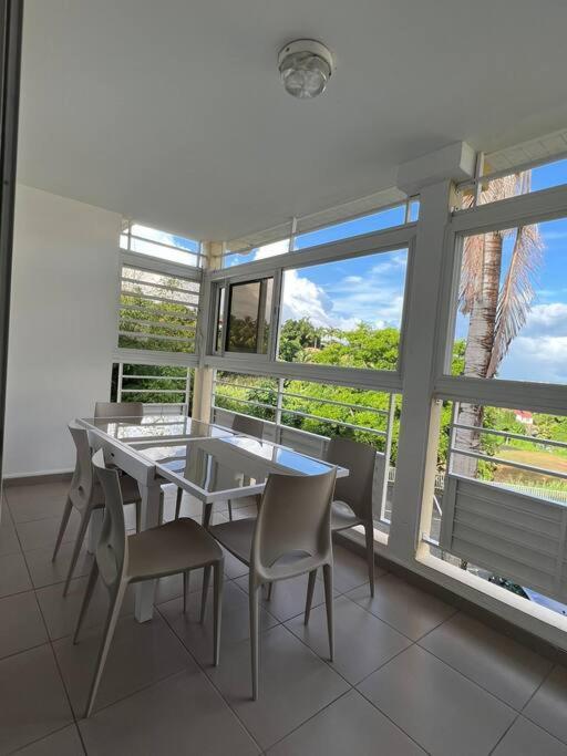 Appartement F4 Petit Bourg Zewnętrze zdjęcie